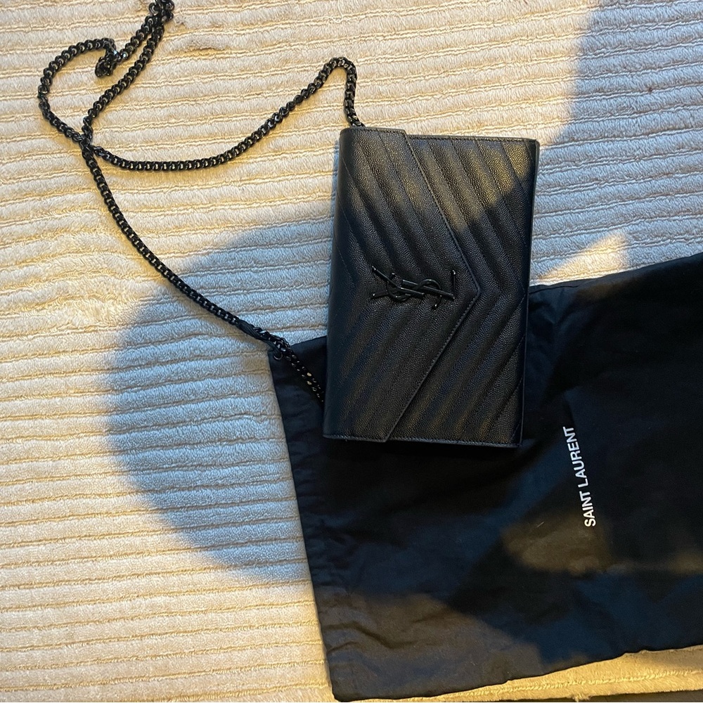 YSL black on black envelope handbag - Picture 2 of 13